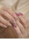 ネイルサロンアンドスクール バニラ(nailsalon&school VANILLA)の写真/【ビジューで大人可愛いを叶える】大人のパーツ、ビジュー種類豊富/パラジェル/マグネット/フィルイン
