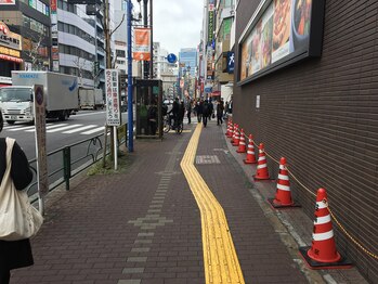 癒しの源/30メートルほど進むと