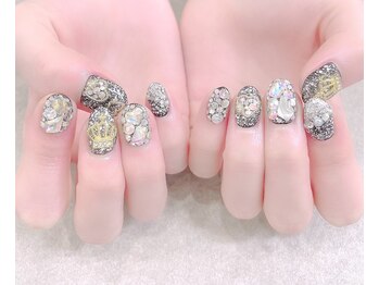 プライズアイリス アイラッシュ 池袋東口店(prize Iris eyelash)/ボリュームストーンデザイン☆