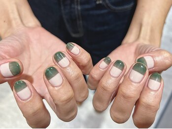 シー(Shhh...)/くすみグリーンカプセル