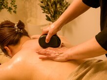 ニコ(Nico.)/肩首なら、お任せください！