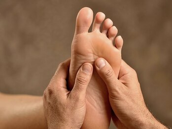 足ツボ健康センターの写真/【歴28年の凄腕】蓄積された足の疲れをしっかりリセットし、足裏のツボを刺激して全身の不調を改善◆