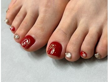 スターネイル プラス 本町店(Star Nail plus)の写真/フットデザインも豊富★角質ケアでつるん♪フットネイルで足元から自信アップ！◎
