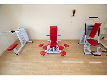 ツリー 八幡店(TREE)/初動負荷ストレッチマシーン！