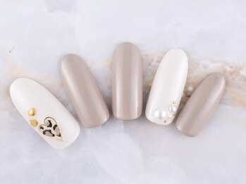 ネイルプラザ 河原町OPA店(NAIL PLAZA)/シンプルヒョウ柄ネイル