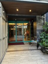 Cocotii 大阪店（ココティー)/建物入り口　