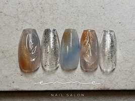 季節のシンプルデザイン2025/11