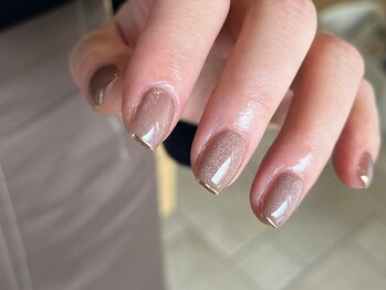 ラシュエット キタハマ(La Chouette kitahama)/magnet nail design