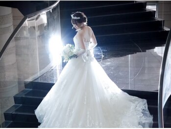 ヨサパーク シュエット(YOSA PARK CHOUETTE)の写真/★春ブライダル★挙式で後ろ姿を見られるからこそ！ドレス映えする美背中に