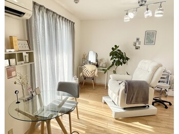 ラグラスアイラッシュ(Luxrus eyelash)