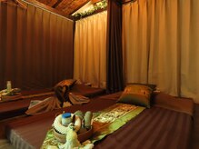 チルチルマッサージ 浅草(chill chill massage)の雰囲気（仕切りを開けばご夫婦やカップルでご一緒に）