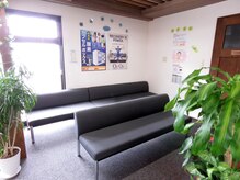 かみなべ整骨院/待合室