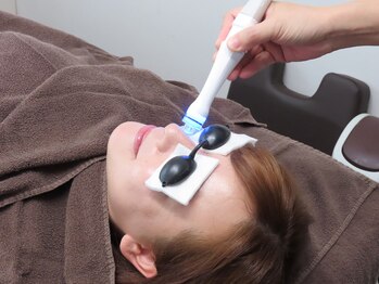 カラーリーフ(Color Leaf)/アクアピール毛穴洗浄♪