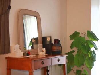 アン グレーヌ 自由が丘(unegraine)/お化粧直しスペース