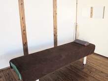 あたまと体のオアシス/ヘッドスパ/整体/マッサージ/耳