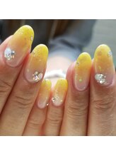 ネイルサロンハマチ(Hamachi)/イエローグラデーションネイル