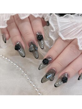リンドネイル バイ モカ アンド ララ(Lind nail by moca and LaLa)/黒ネイル