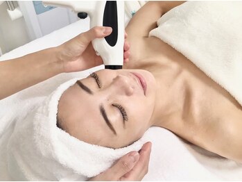 ルーナ 恵比寿(Luna)/サーマルリフト こりや食い縛り