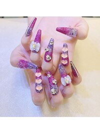 ゴテゴテデコパーツネイル