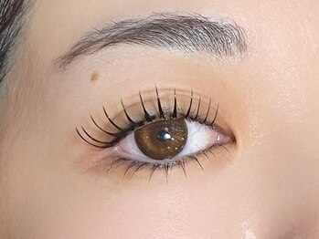 リッカドンナ 天王寺店(E'RICADONNA)の写真/【&Healthy◇まつ毛パーマ+LED+フラットラッシュ80本¥9500】まつパでは物足りない方に、ナチュ盛りを実現♪