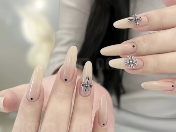 ビジューネイル(bijou nail)/