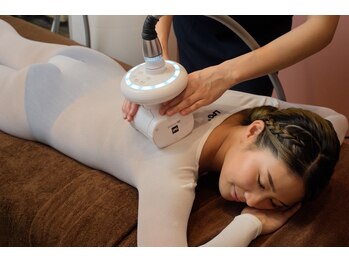 アイリス 那覇おもろまち店/アライアンス