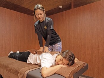 アジアンリラクゼーション ヴィラ 城陽店(asian relaxation villa)の写真/【リピート率No.1◎】極上もみほぐし＋ヘッドスパコース(計90分) 辛い首や肩こり・目の疲れ解消に♪