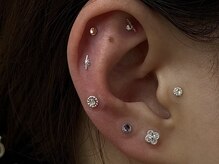 リノプラス(Lino+)/耳ツボジュエリー