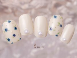 小花柄手描きネイル8980円