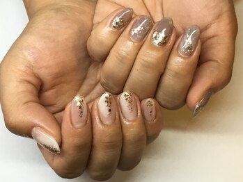 ラウト デコレーションアンドネイルサロン(Lauto Decoration&Nail Salon)/ニュアンスアートネイル