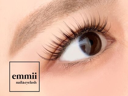 エミー(emmii)の写真