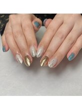 ネイル アル(NAIL ARU)/ゴールド＆ラメホロ☆
