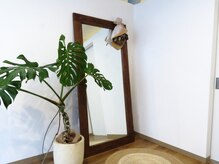 マグワート 加古川店(Mugwort)/11.大きな鏡も置いてます