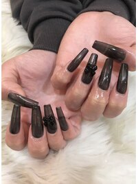 透け感ブラックネイル