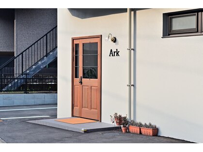アーク(Ark)の写真