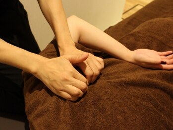 健康館 東中野の写真/お疲れ箇所をケア！慢性的な首,肩こりを改善◇施術後軽さを実感/眼精疲労【ボディケア60分￥5500】