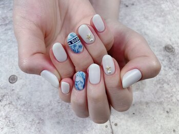 ネイルアンドアイラッシュサロン エスポアール(nail&eyelash salon espoir)/ディオール風ネイル　75分コース