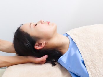 なかのぶスキップロード整骨院 鍼灸院/首。肩の痛みには