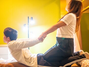 リフレッシュ マッサージエーアイ(AI)の写真/【低価格×満足度◎】全身もみほぐし＋ヘッドスパ＋足つぼ 80分　4,000円→3,000円