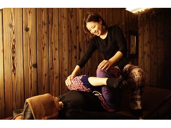 アジアンリラクゼーション ヴィラ 厚木恩名店(asian relaxation villa)の写真/世界一気持ちいタイ古式と巡るケア♪リンパが流れる心地良さで、心も体もリフレッシュしましょう◎