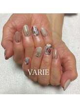 ヴァリエ(VARIE)/手書きお花ネイル