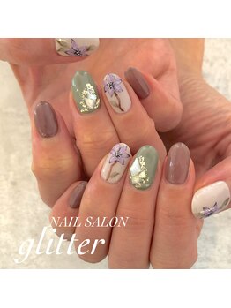 ネイルサロン グリッター(NAIL SALON glitter)/秋のお花ネイル