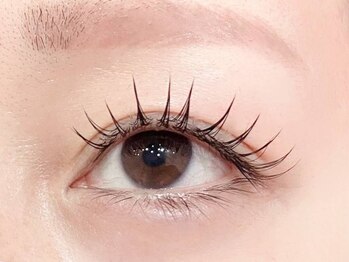 ドールハウスオーム(DOLL HOUSE HOMME)の写真/目元に合わせて最適なデザインをご提案♪冬に向けてメイクアップ★LED/カラーエクステ取扱いアリ◎