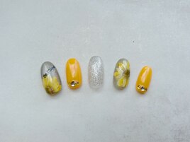 夏の定番！ひまわりネイル