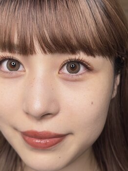 ナチュラル上品な目元にしたい