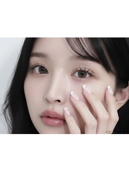 ネイル・アイメニューの同時施術が可能