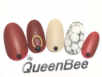 クインビー(Queen Bee)/定額サンプルジェルネイル