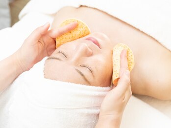 ビーセレブ/フェイシャルエステ美白コース