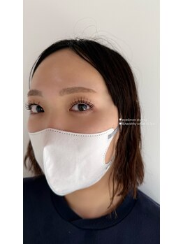 フィグ(fig)/眉毛＋&healthy