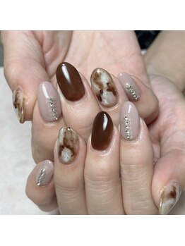エムネイル(emu.nail)/